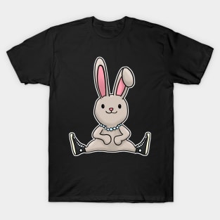 Rabbit with chucks and pearls happy easter 2021 bunny T-Shirt